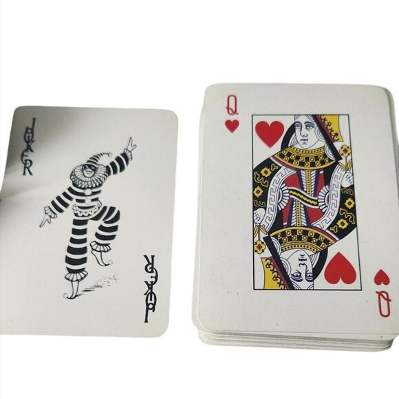 Cards Dorset Drum Extra Aged Cheddar Cheese-Themed Playing Cards - Picture 5 of 11
